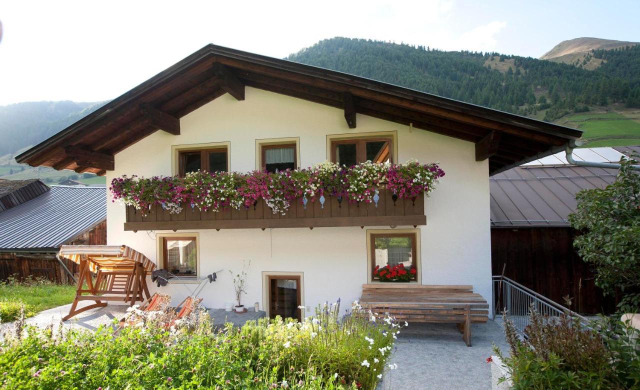 Rieglhof Apartment Hennennest Caprone ภายนอก รูปภาพ