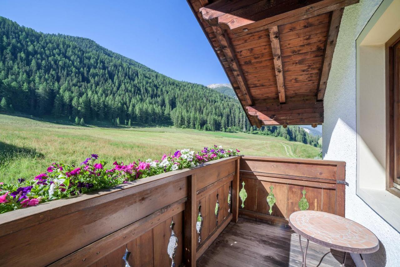 Rieglhof Apartment Hennennest Caprone ภายนอก รูปภาพ