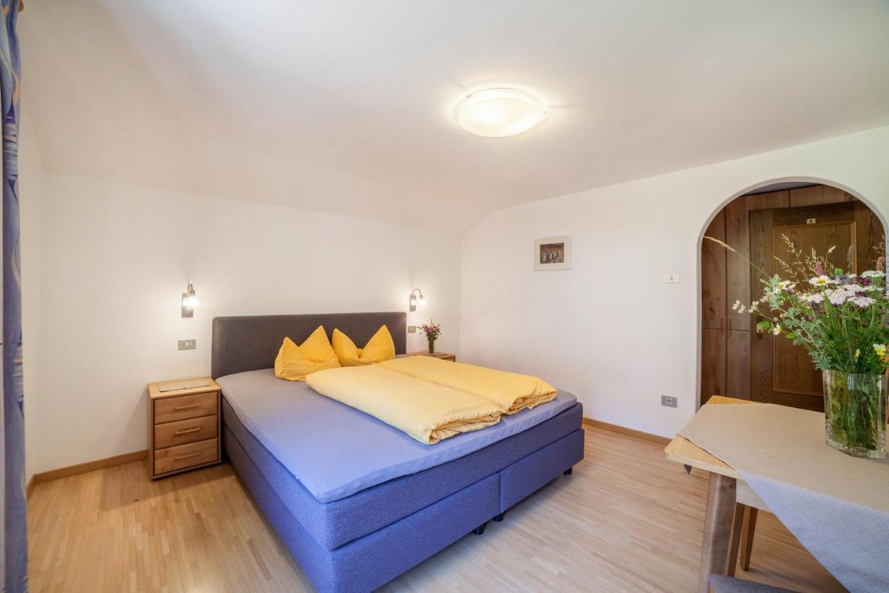 Rieglhof Apartment Hennennest Caprone ภายนอก รูปภาพ