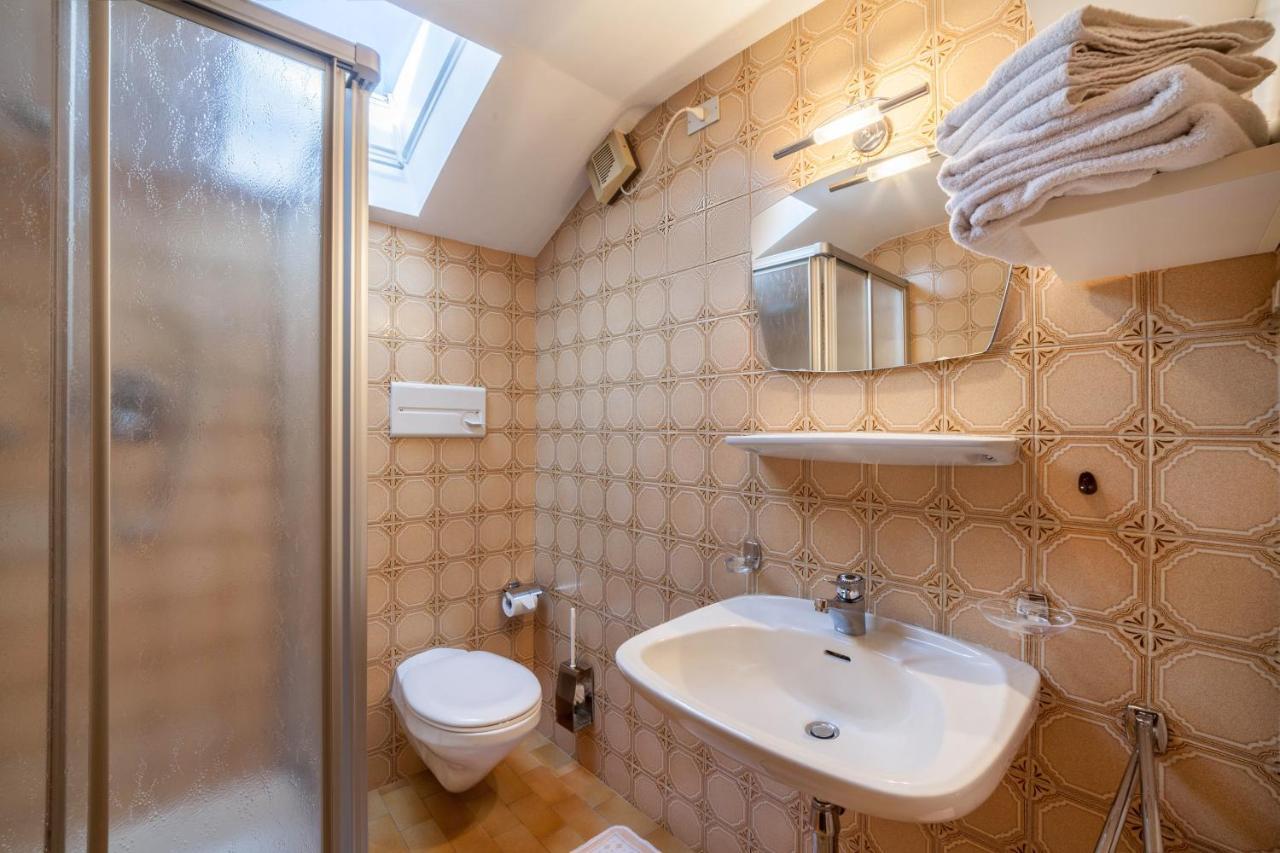Rieglhof Apartment Hennennest Caprone ภายนอก รูปภาพ